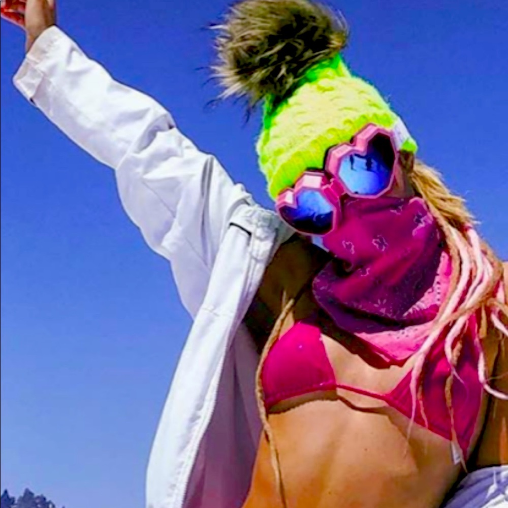 - ESQAPE 100% Authentic Snowboarding Goggles ❣️♥️